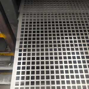 方孔冲孔网